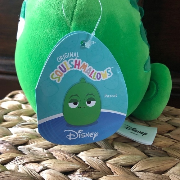 Squishmallows x Disney: Tangled: Pascal Camilion 6.5” - Picture 4 of 5